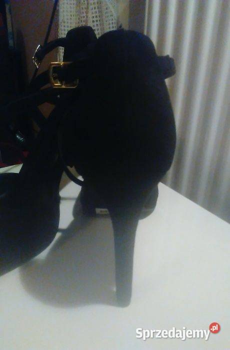 Czarne szpilki New Look sprzedam