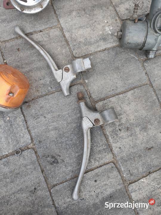 Części wsk komar mz gaźnik klamki kierunkowskazy Nekla sprzedam