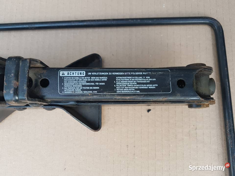 Nissan lewarek podnośnik z pokrętłem oryginał