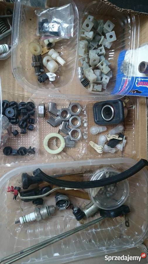 Nowe spinki kołki FSO Części samochodowe Ryki