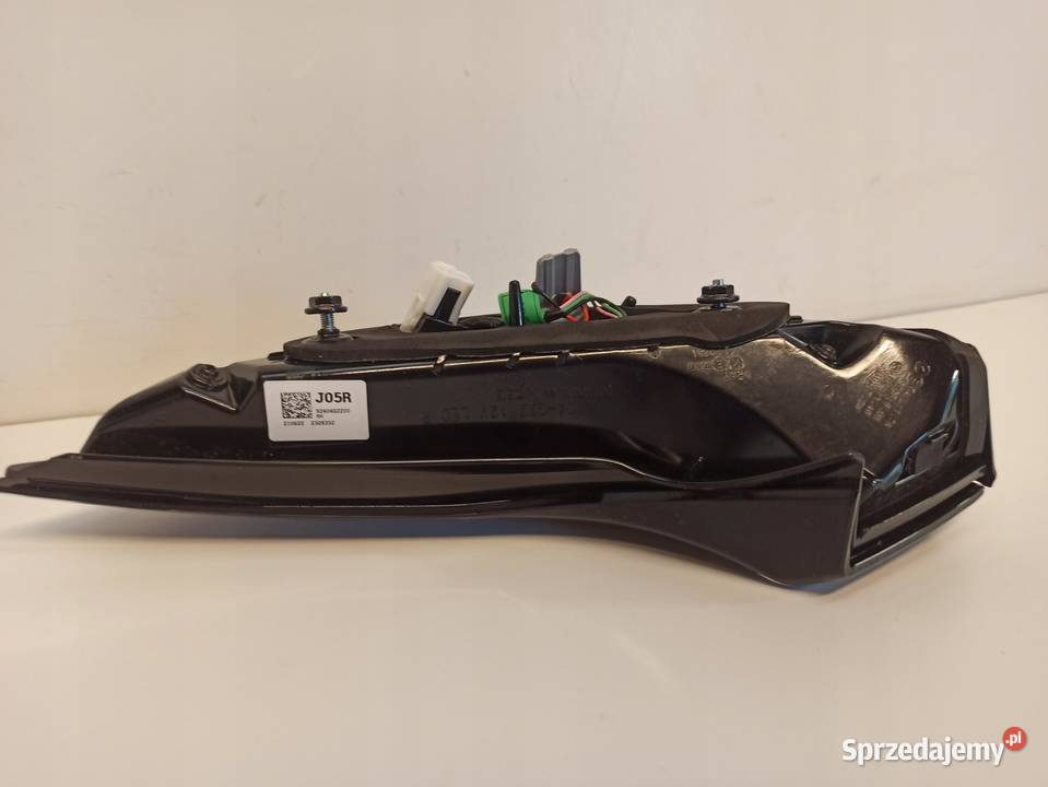 LAMPA W KLAPE PRAWA HYUNDAI IONIQ 92404G2200 osobowe
