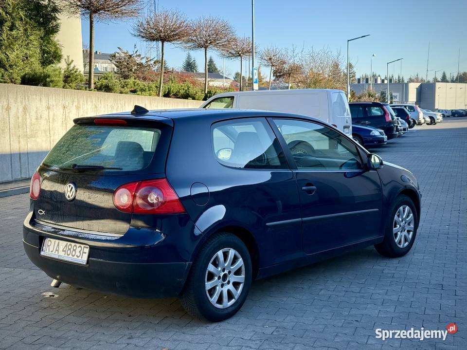 Volkswagen Golf V 16 Trendline 2005r GAZ Jarosław