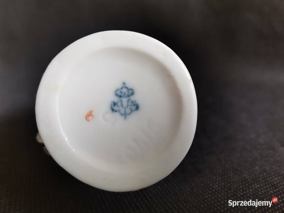 Stara przedwojenna figurka porcelanowa
