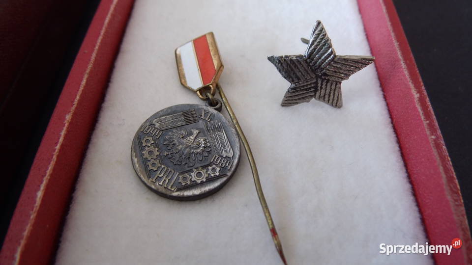 Medale odznaczenia przypinki etui PRL