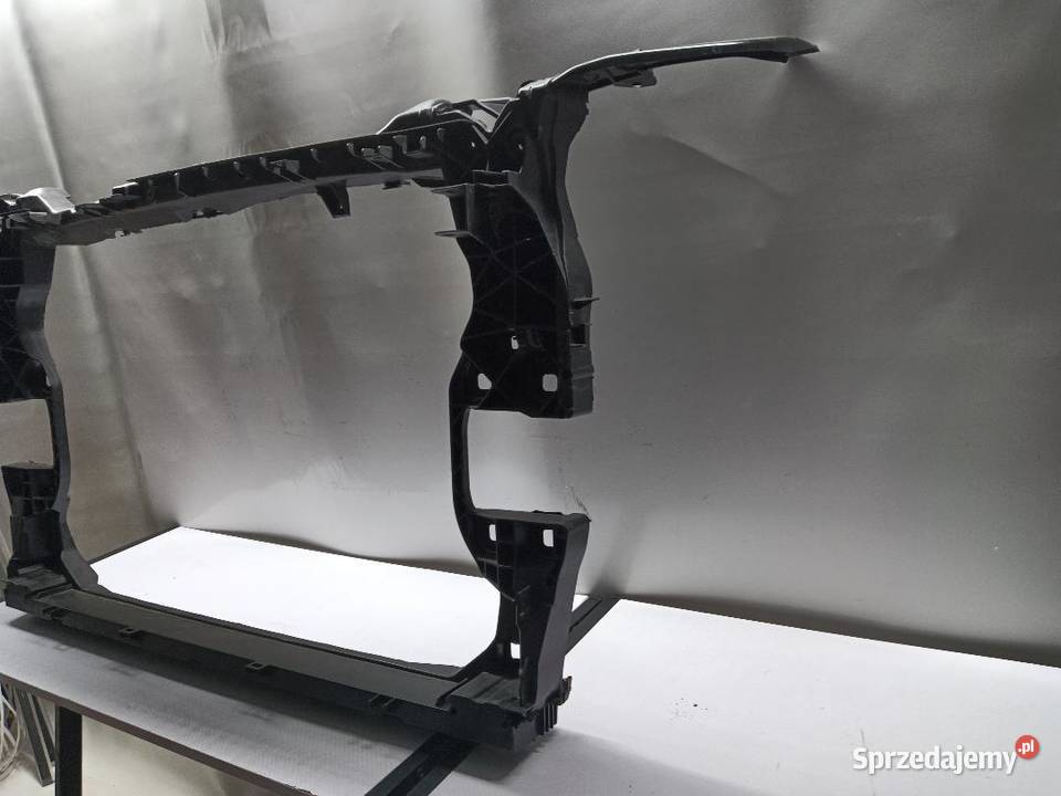 PAS PRZEDNI AUDI A4 B9 80D805594A