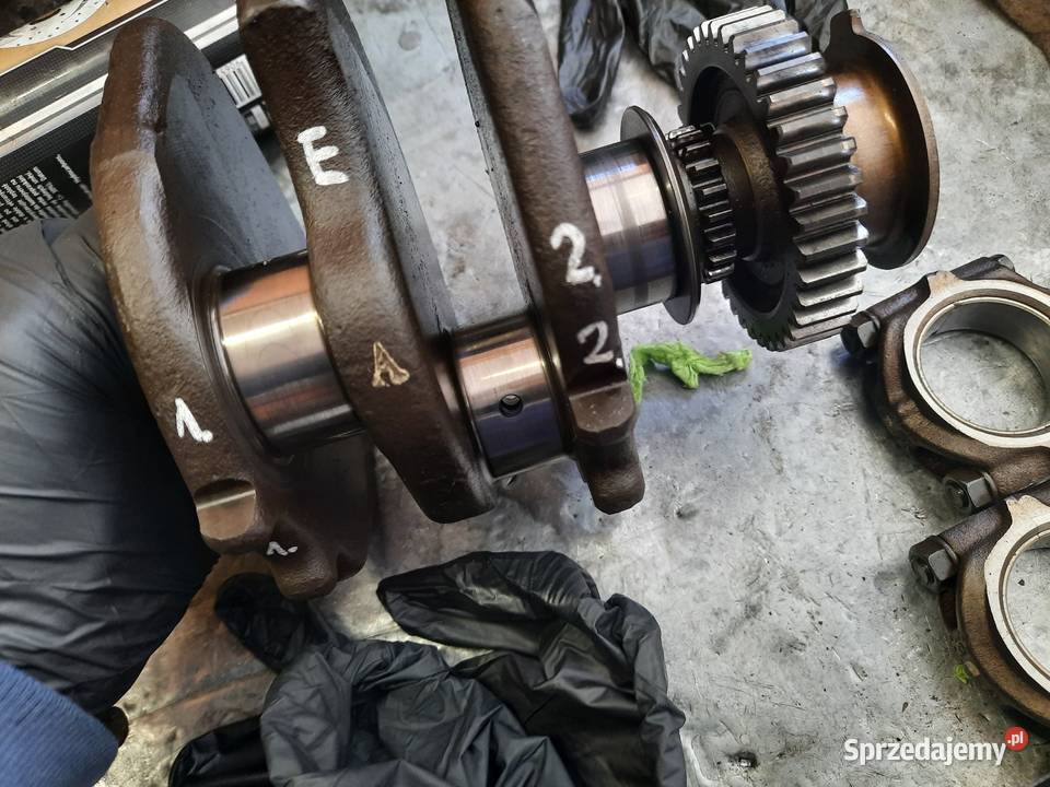 Honda VT 500 wał korbowy korbowody panewki