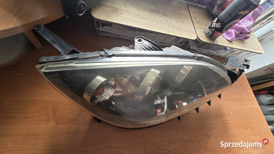Lampa prawy przód do mazda 3 2007 Sosnowiec