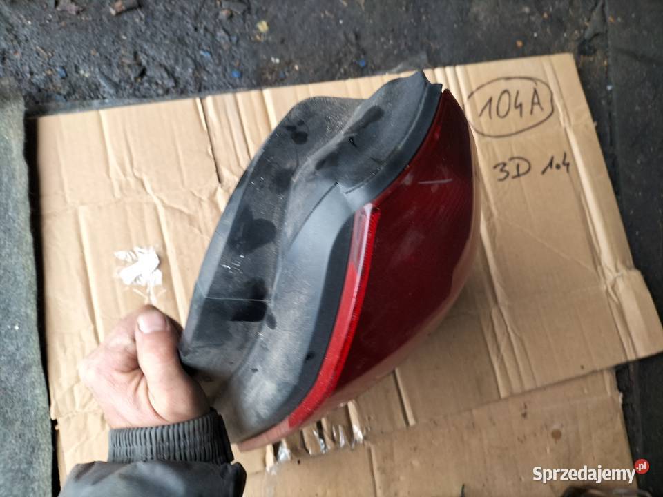 HONDA CIVIC 6 3D LAMPA TYŁ TYLNA PRAWA Lampy tylne