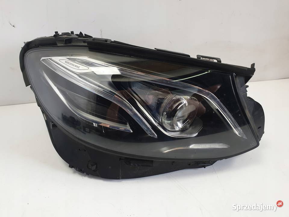 Mercedes W238 COUPE PRZEDNIA LAMPA PRAWA LED Rudka