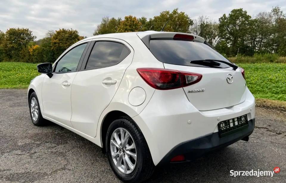 Mazda 2 15 SkyActiv 2015 Exclusive bezwypadkowa Toruń