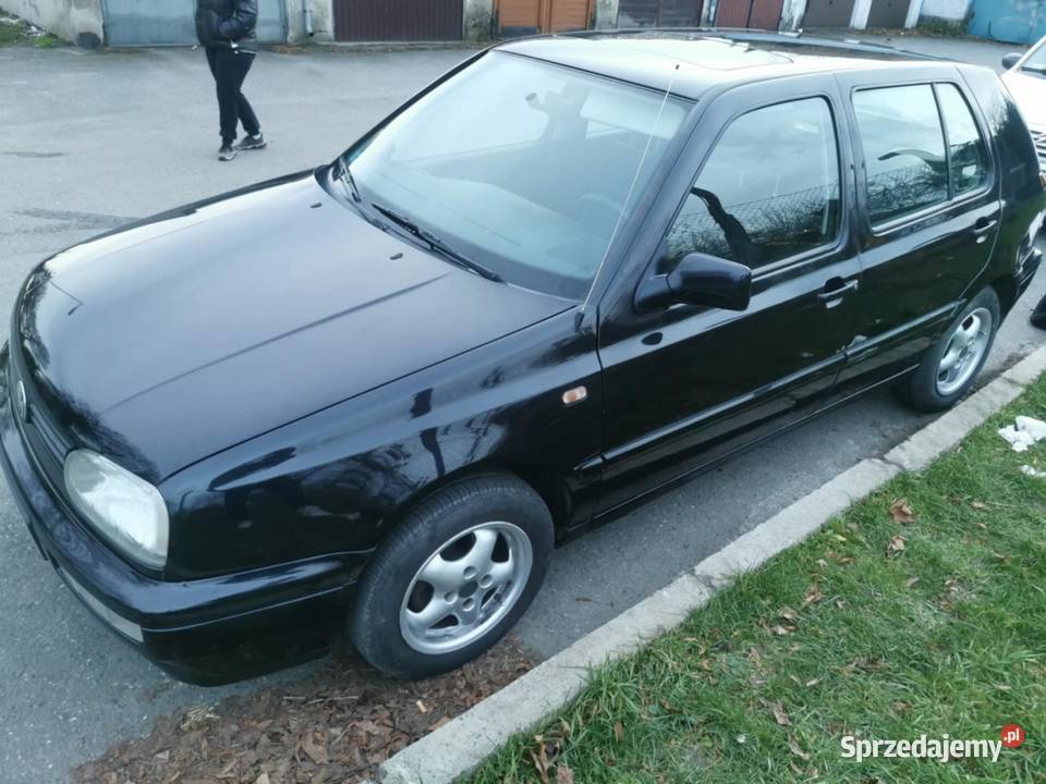 Piękny golf 3 benzyna 16 światła przeciwmgielne dolnośląskie Kłodzko