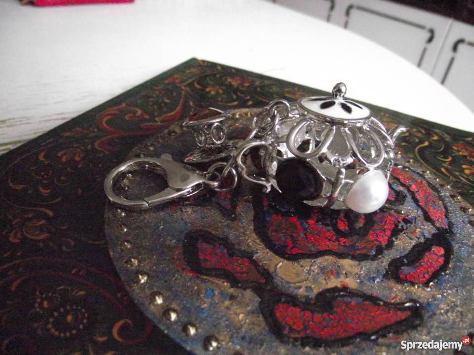 OKAZAŁA PRZEWIESZKA SREBRZONA Z KAMIENIAMI posrebrzane Piła