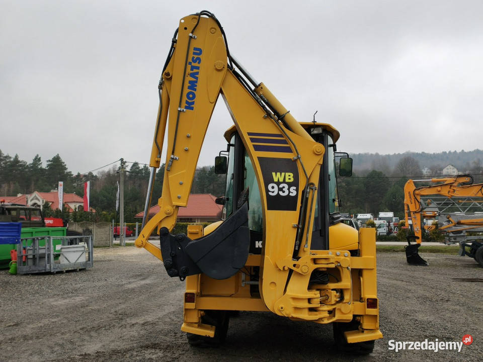 na równych kołach Komatsu WB 93S5E0 Bez Luzów Rok produkcji 2009 Widełki