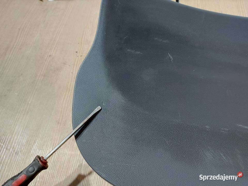 NISSAN XTRAIL III T32 17r tapicerka klapy Kielce sprzedam