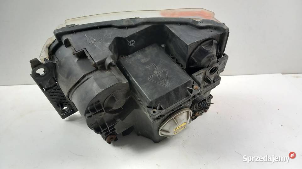 LAND ROVER DISCOVERY III L319 LAMPA PRZÓD PRAWA sprzedam