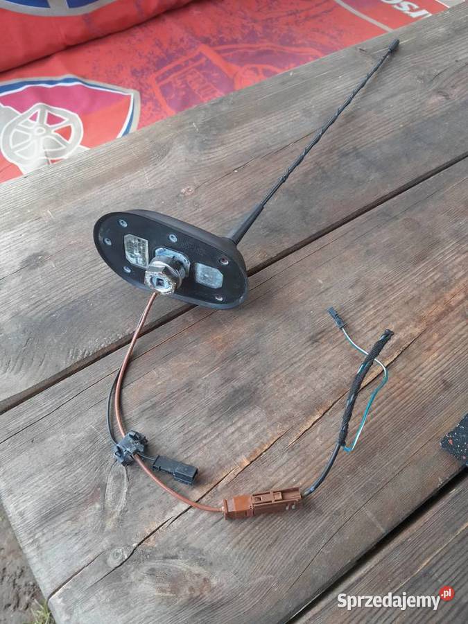 MERCEDES W169 W245 ANTENA DACHOWA A1698202675 osobowe Gdańsk