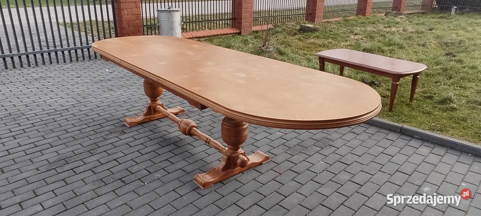 Stół dębowy 12 krzeseł Książ Wielki
