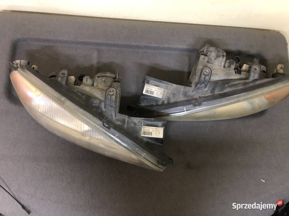 Lampy przód Nissan Primera P11 xenon osobowe Radom
