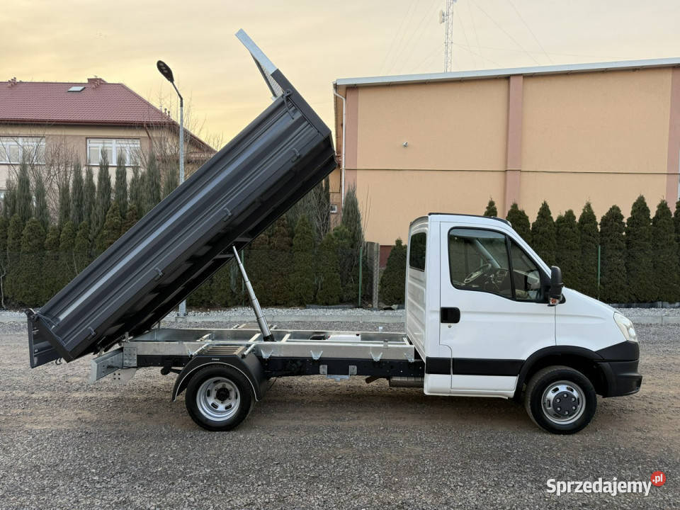 Iveco Daily 35C15 35C13 Wywrot Kiper Super Stan Rok produkcji 2013 Opoczno