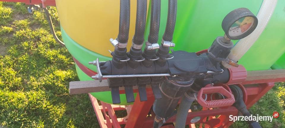 Opryskiwacz DEMAROL 300L10 metrów