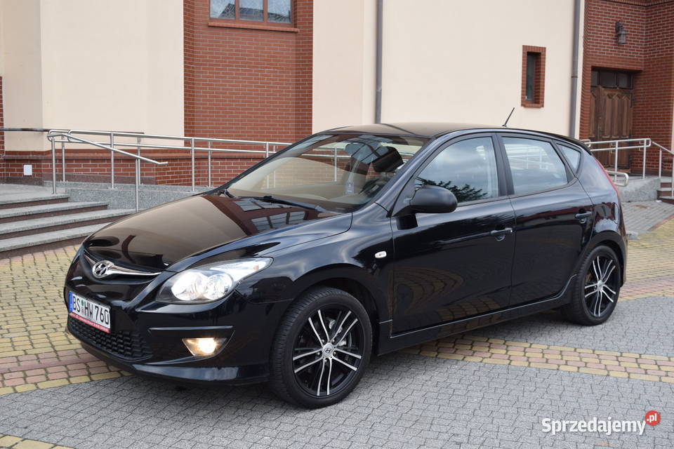 HYUNDAI i3014 Benzyna 100Bezwypadkowy Okazja i30 Olsztyn sprzedam