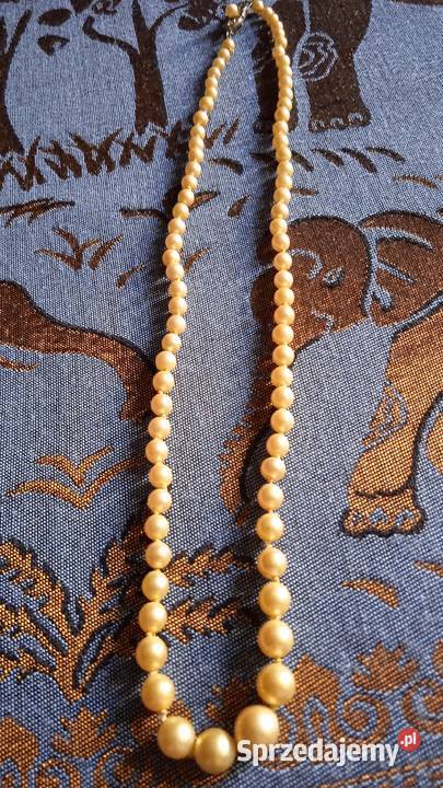 WIEKOWE DOJRZAŁE HERBACIANE PERŁY W NASZYJNIKU Naszyjniki