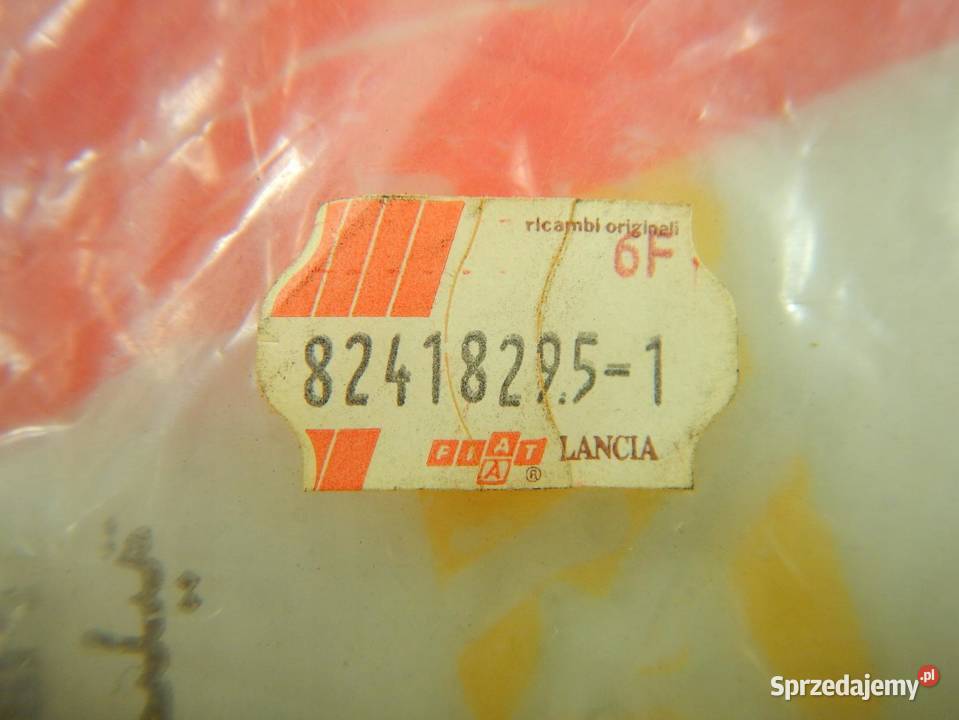 OSŁONA DŹWIGNI HAMULCA RĘCZNEGO FIAT CROMA 9092 Wyposażenie wnętrza