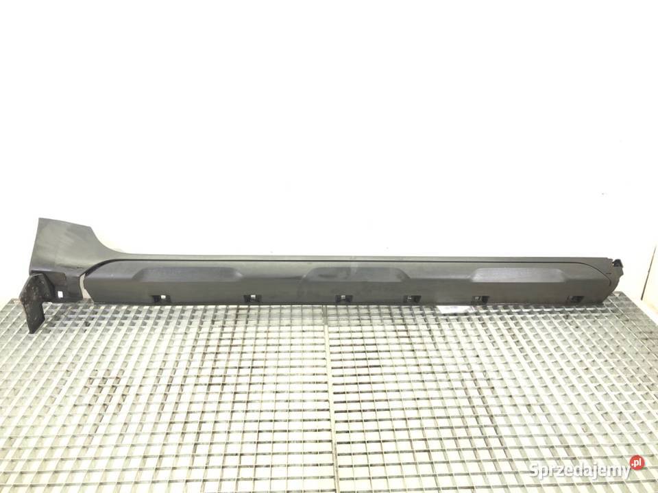 LISTWA PROGOWA PRAWY DACIA DUSTER Hatchback Listwy podkarpackie sprzedam