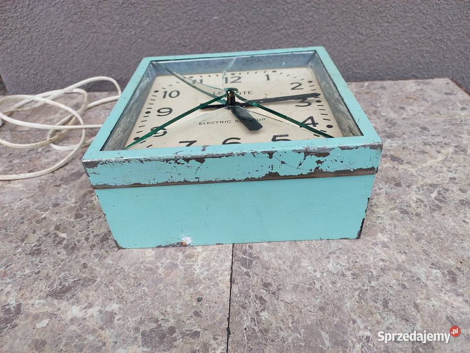 123 Stary zegar Lepaute Electric