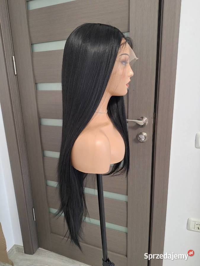 Czarny długi koronkowy peruk pomorskie Malbork