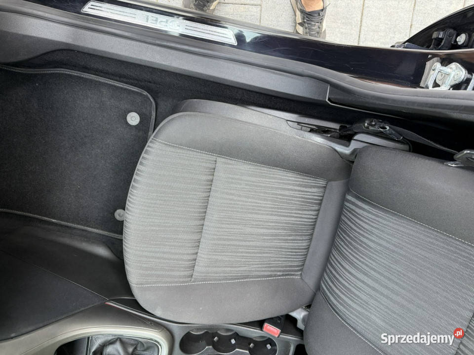 Opel Astra tanie rodzinne kombi J 20092019 ogranicznik prędkości Poznań