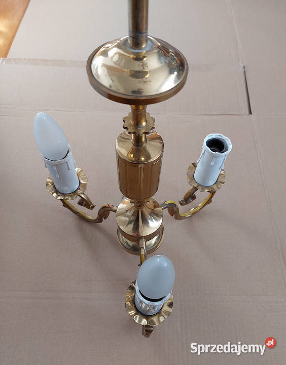 Żyrandol mosiężny
