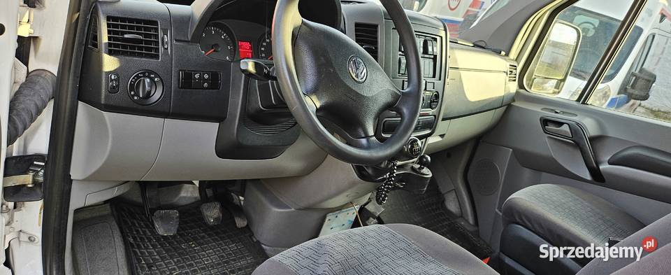 Ambulans karetka Volkswagen Crafter salon PL Biskupiec