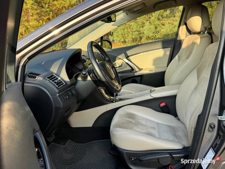 Toyota Avensis Premium MS Benzyna 18LPG automatyczna Warszawa sprzedam