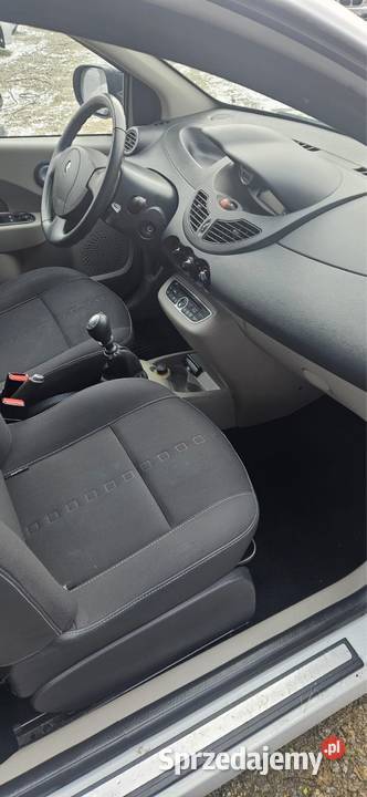 Renault Twingo 12 benzyna 2010r GWARANCJARATY 75 Śrem