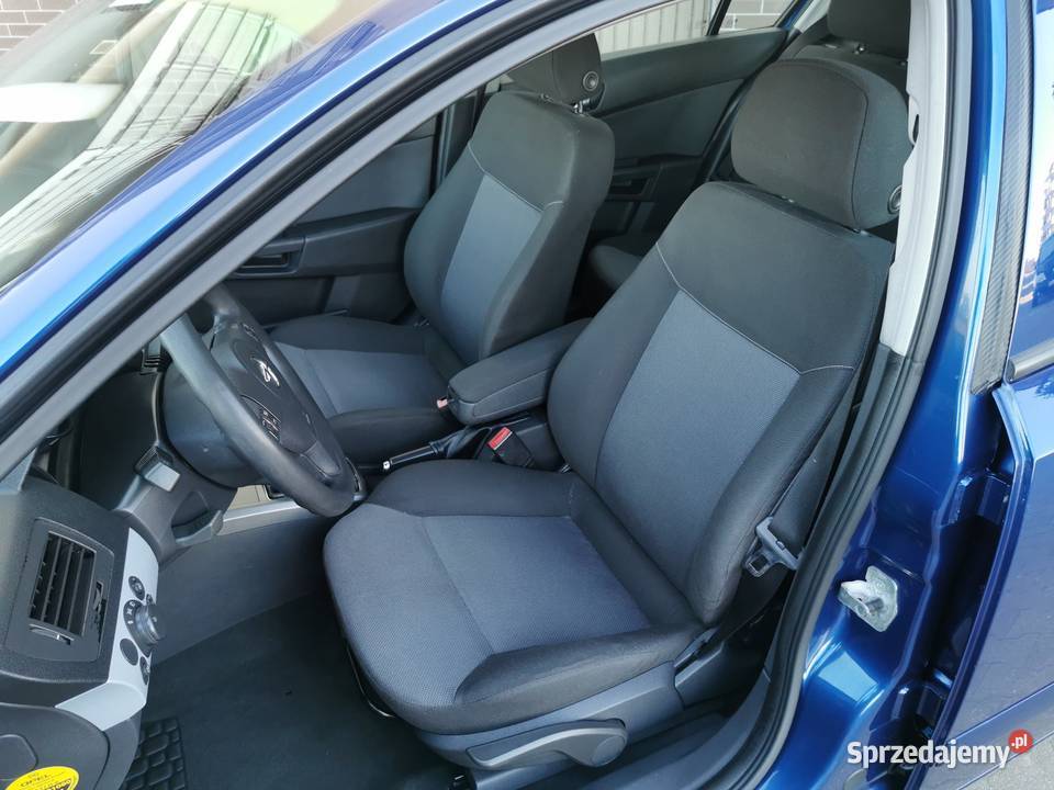Opel Astra 04r 17CDTI 101 stan wzorowyklimanowy