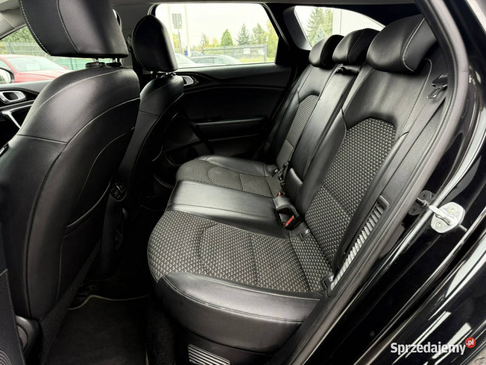 Kia Ceed 16 16V GDI 2023r 141 Plugin Hybrid Wrocław