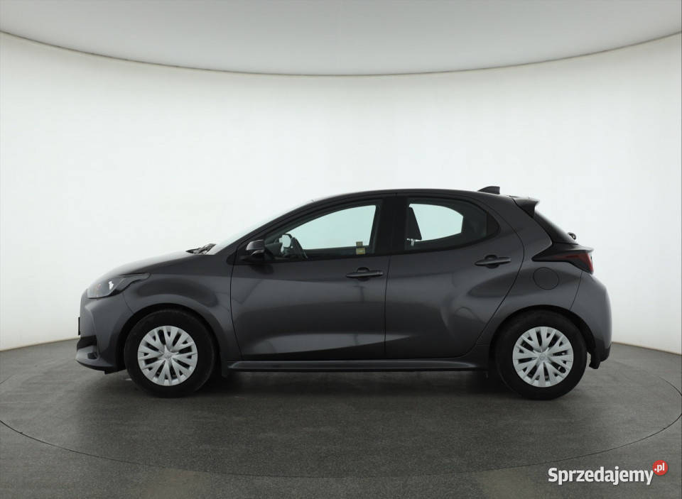 Toyota Yaris 15 VVTi Hybrid 85KM Piaseczno