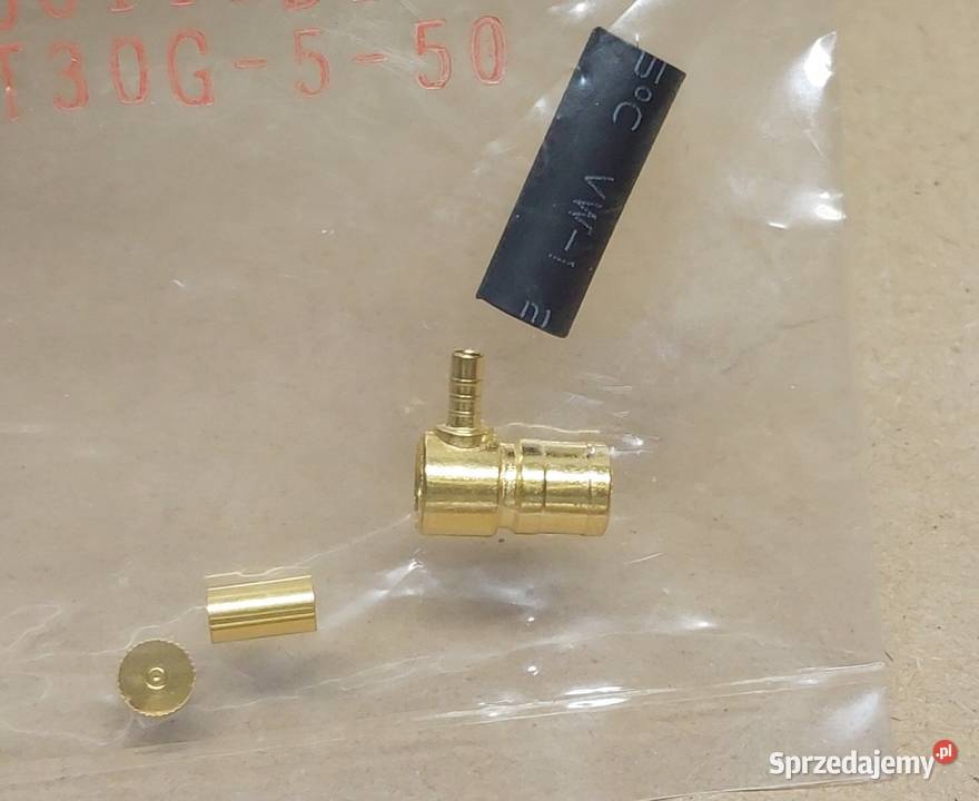 SMB6112D13GT30G550 Złącze Koncentryczne Amphenol Mielęcin
