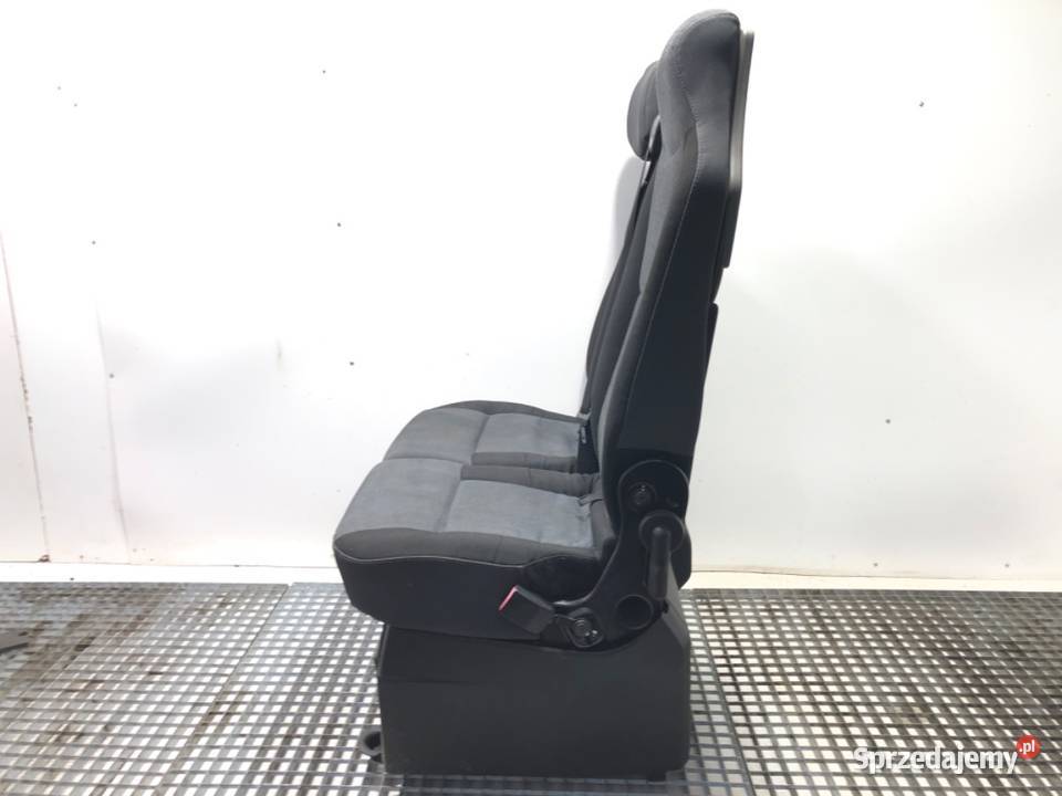 FOTEL PRAWY PRZÓD RENAULT MASTER III Bus osobowe podkarpackie