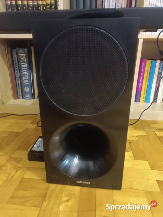 Soundbar SAMSUNG HWM550EN z subwooferem i