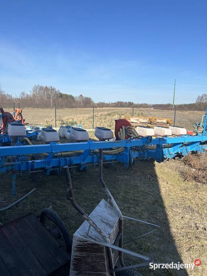 Sprzedam siewnik Monosem 6 rzedowy talerzowy nieuszkodzony mazowieckie