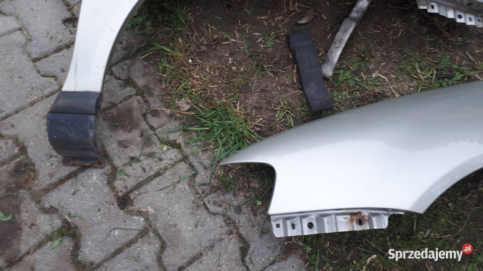 Blotnik audi a3 8l prawy lewy ly1x lift