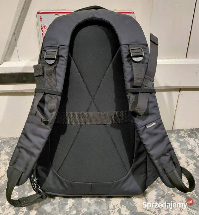 Plecak Pacsafe MetroSafe LS450 miejski czarny Wrocław