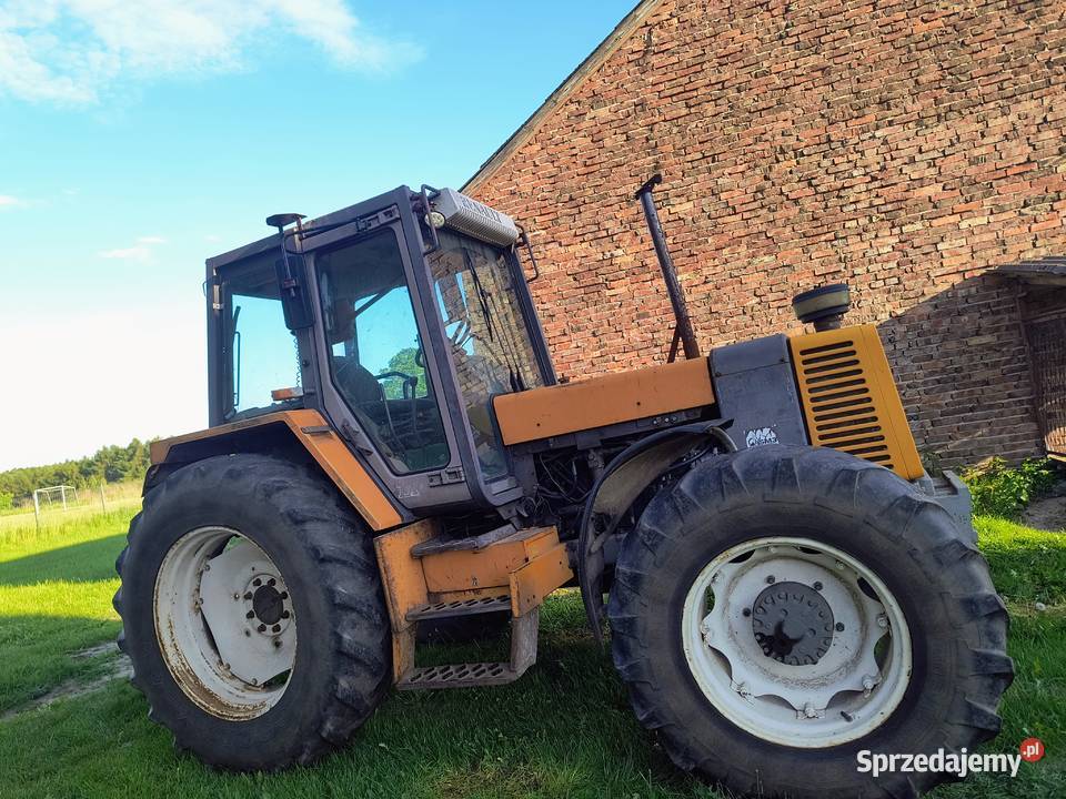 Ciągnik rolniczy traktor Renault 14514 1986
