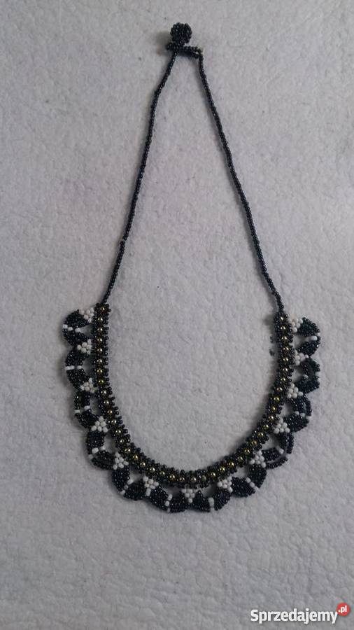 naszyjnik czarnobiały