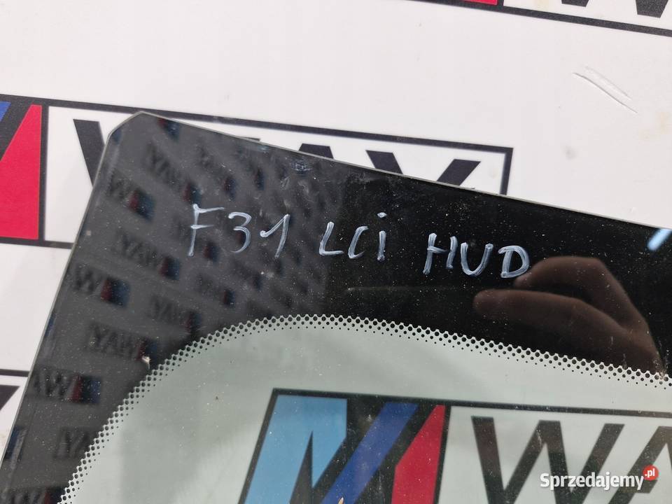 BMW F30 F31 SZYBA PRZÓD CZOŁOWA HUD ZAMIENNIK Przednie