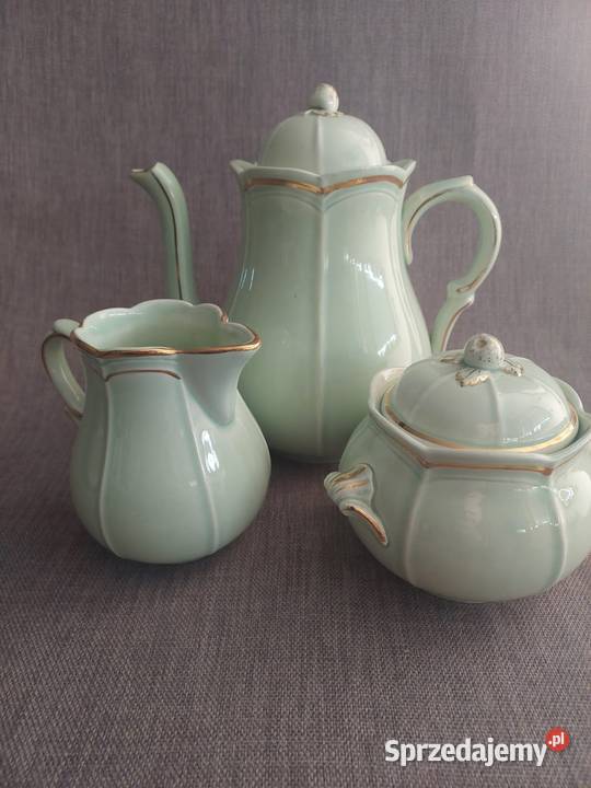 Garnitur do herbaty dzbanek cukiernica i sprzedam