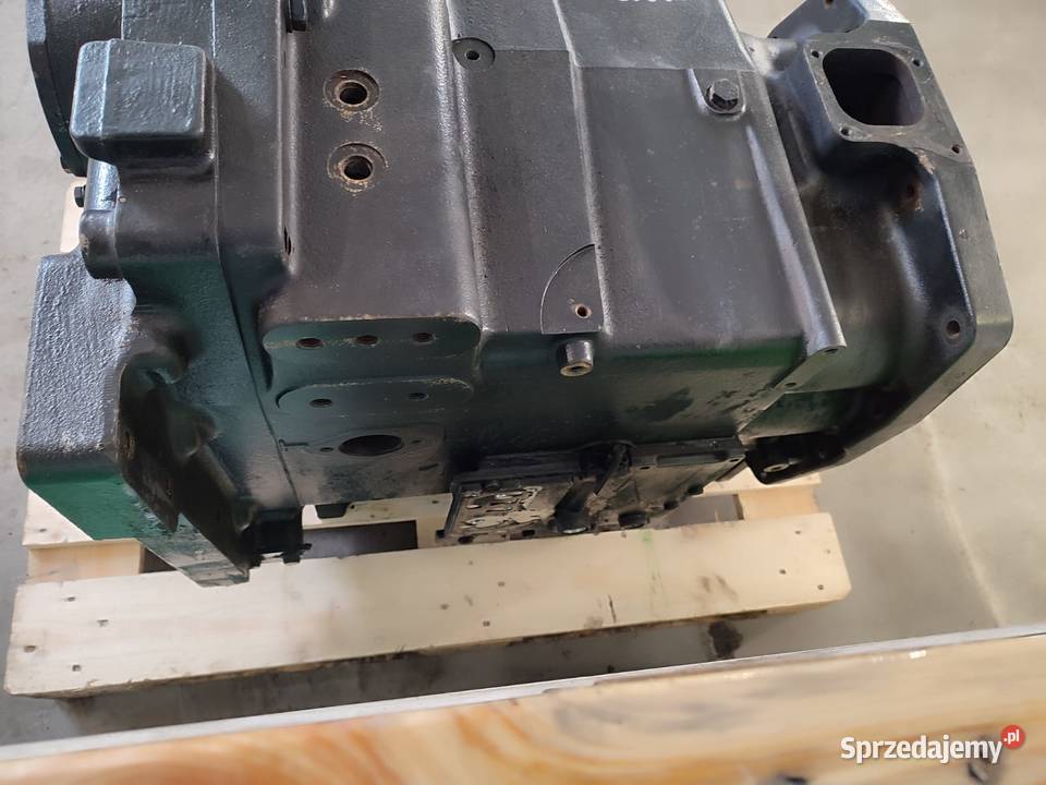 Skrzynia biegów 84141370 Holland T8360 Wilkowo sprzedam