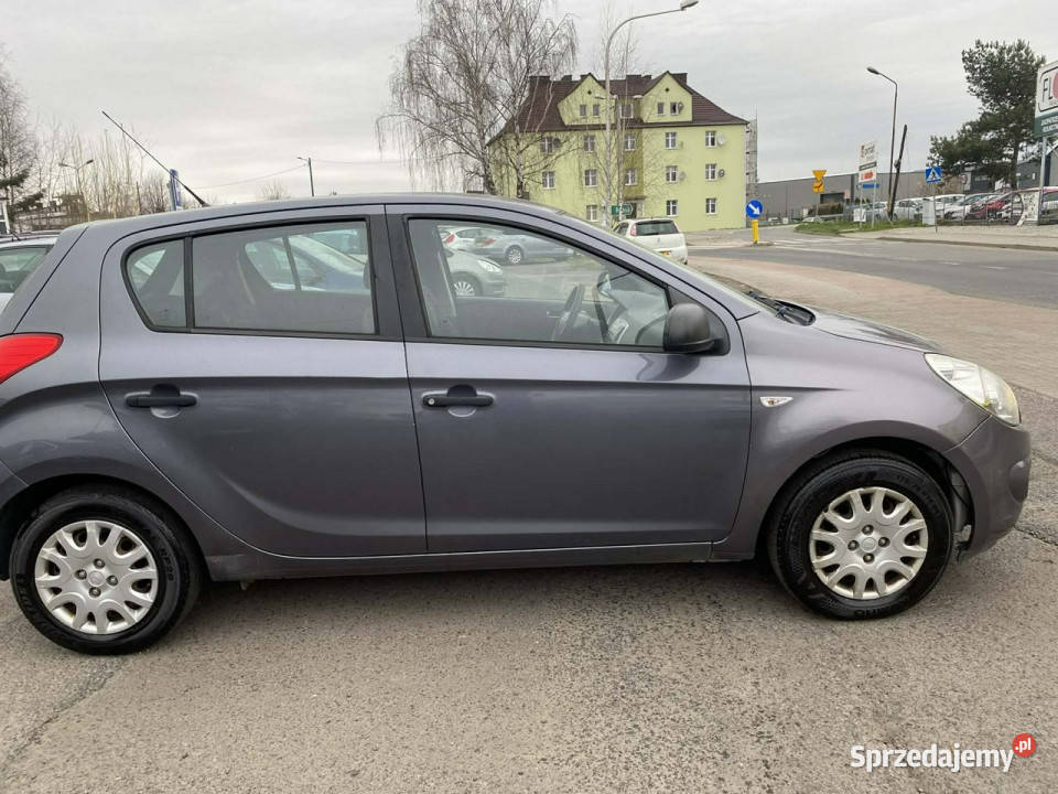 Hyundai i20 2011r 14 Diesel Elektryka Opłatach 5 Nysa sprzedam